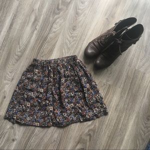 FLORAL MINI SKIRT